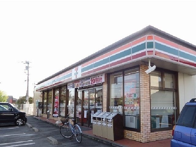 コンビニ　セブンイレブン（コンビニ）まで350m