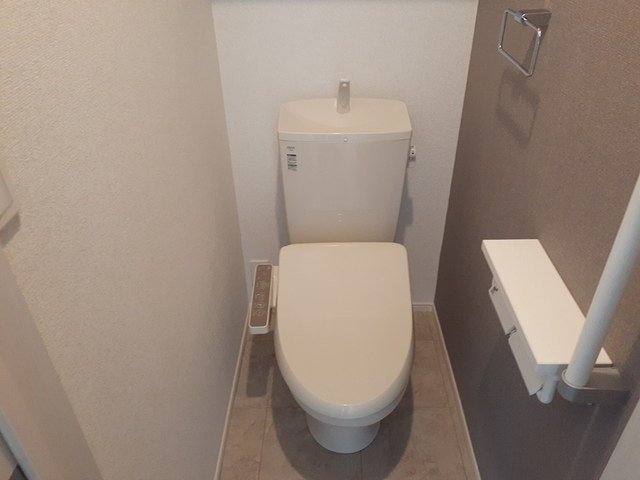 トイレ　シンプルで使いやすいトイレです