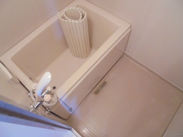 バス・シャワールーム　写真は101号室です(参考)