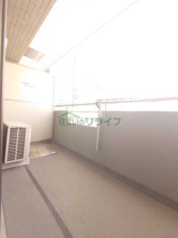 バルコニー　アーバンクリスタル九段下