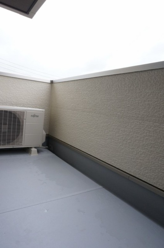 バルコニー　図面と現状に相違がある場合には現状を優先