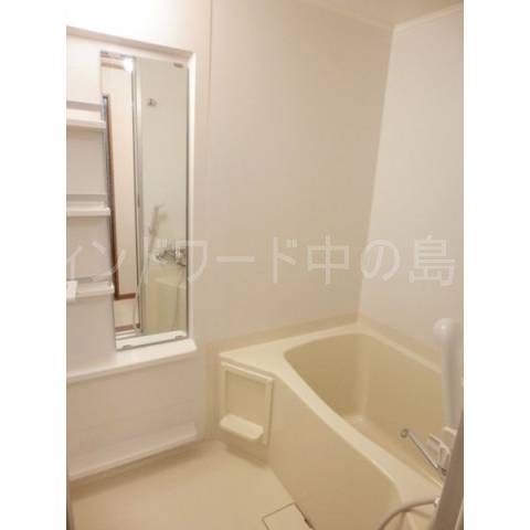 バス・シャワールーム　詳細は、ウィンドワード中の島店までご相談下さい。