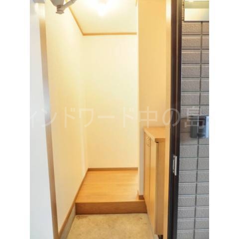 玄関　詳細は、ウィンドワード中の島店までご相談下さい。