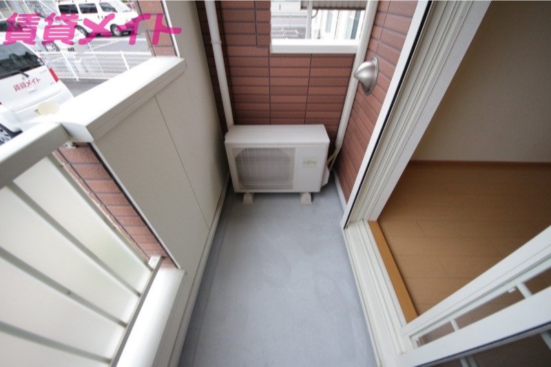 バルコニー　同型タイプ画像