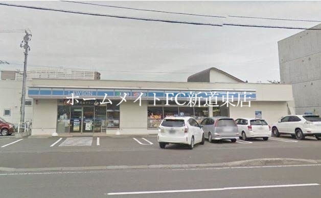 コンビニ　ローソン札幌北18東一丁目店（コンビニ）まで269m