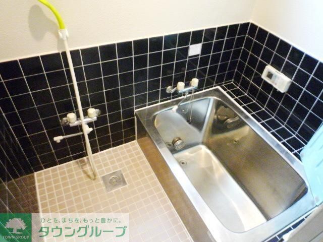 バス・シャワールーム　★追い炊き機能付きバス★