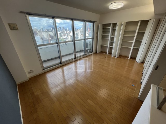 居室・リビング　CITY SPIRE幸町　リビング