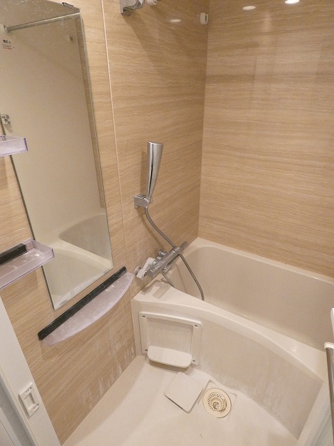 バス・シャワールーム　バスルーム※別部屋参考写真