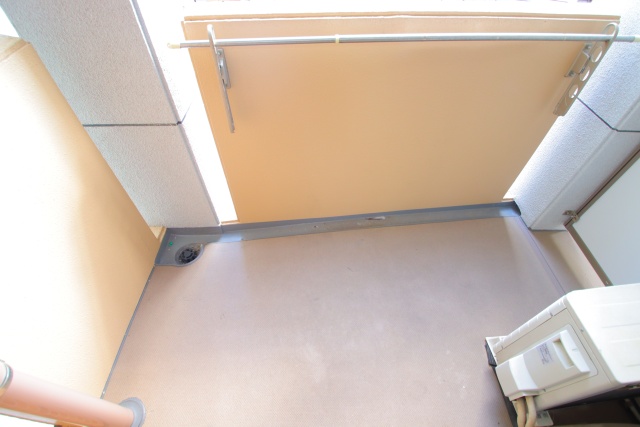 バルコニー　※別室の参考写真の為、現況優先です。