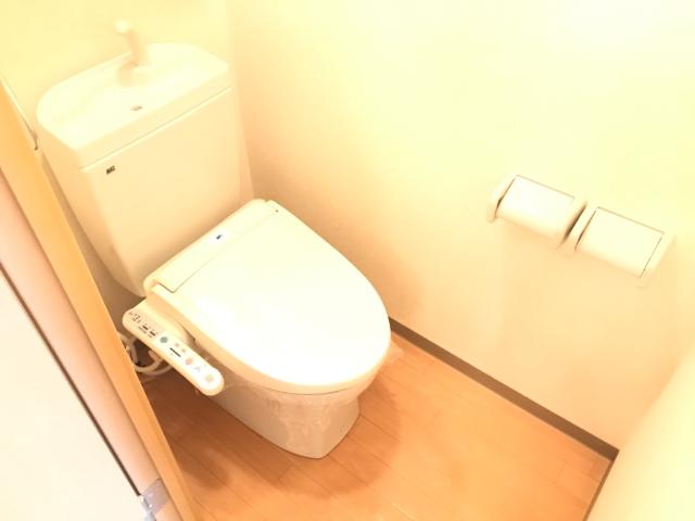 トイレ　シャワー付トイレ