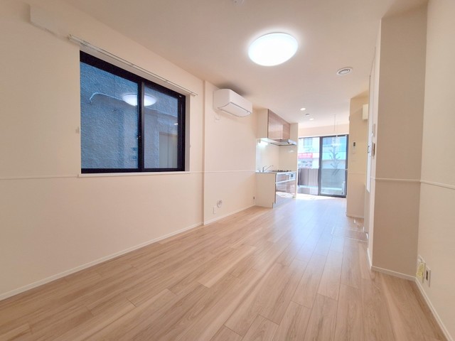 居室・リビング　★明るいフローリングのお部屋です★