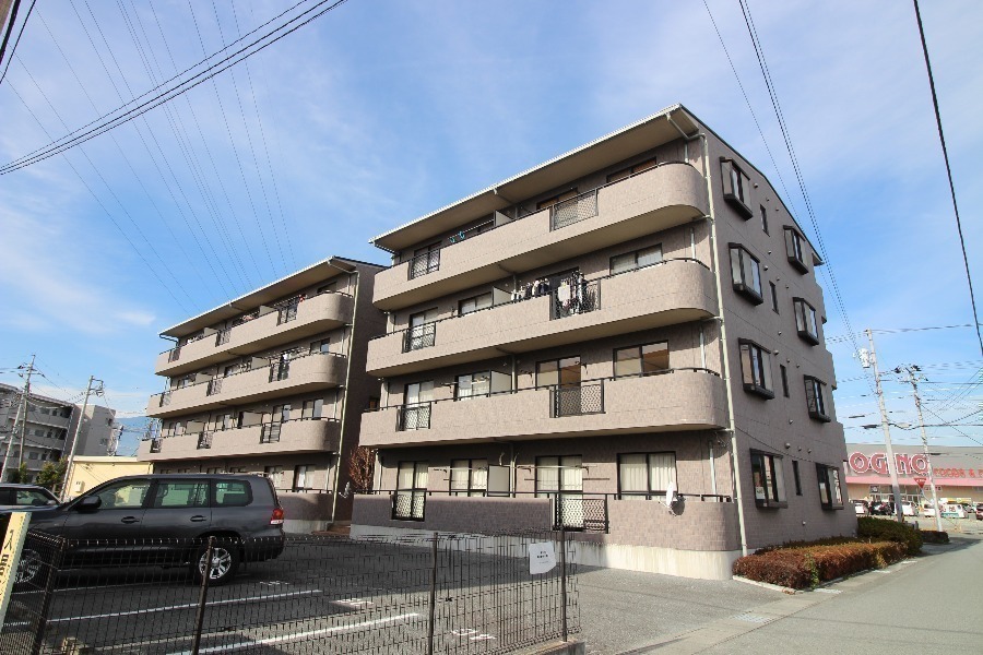建物外観　きれいな外観