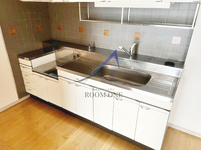 キッチン　キッチンです。