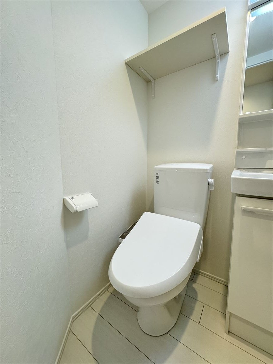 トイレ　同一仕様写真