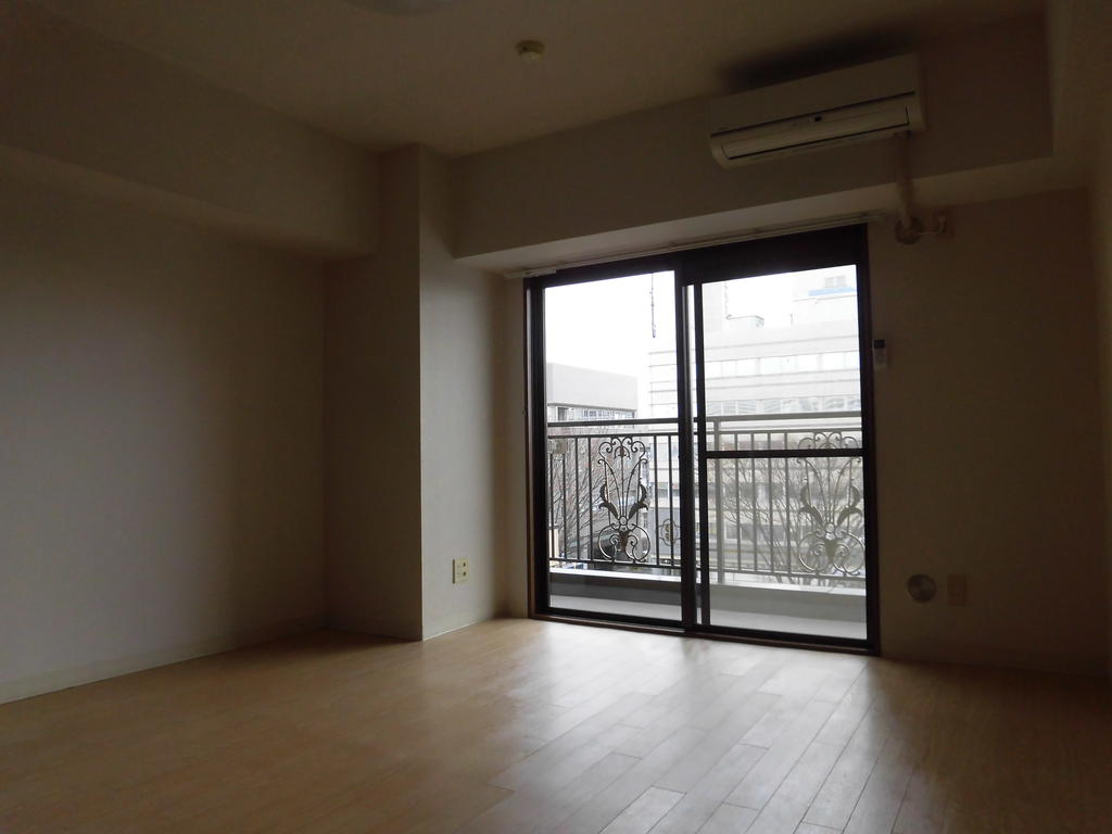 居室・リビング　※モデル写真