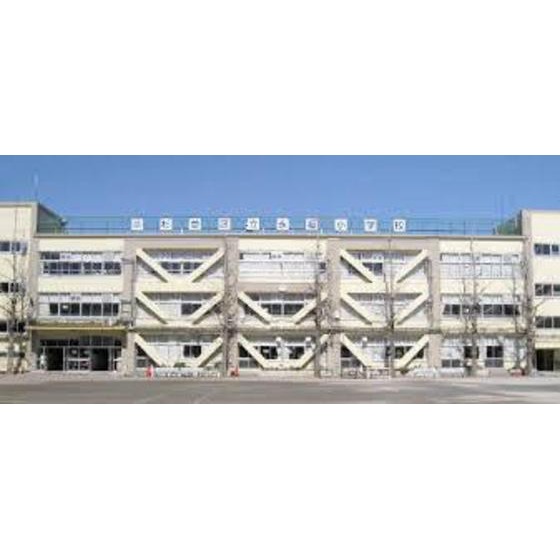 小学校　杉並区立永福小学校（小学校）まで626m