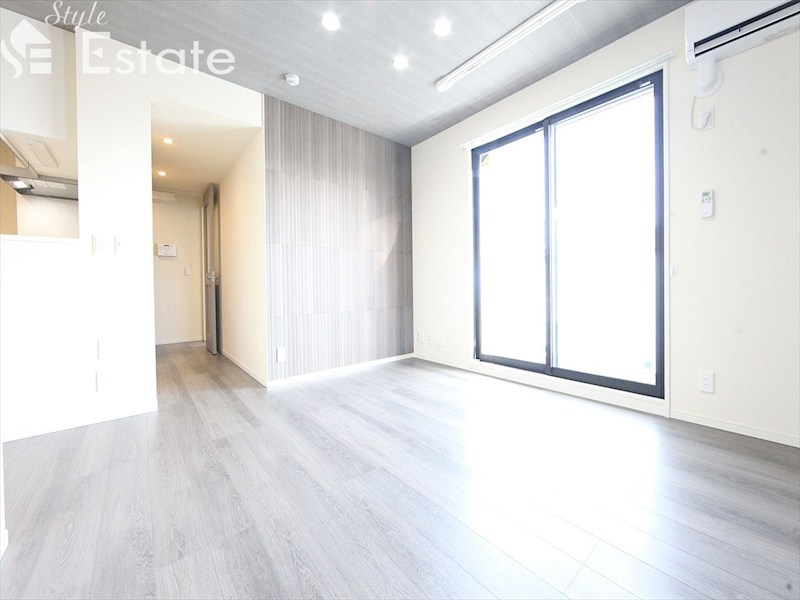 居室・リビング　内装