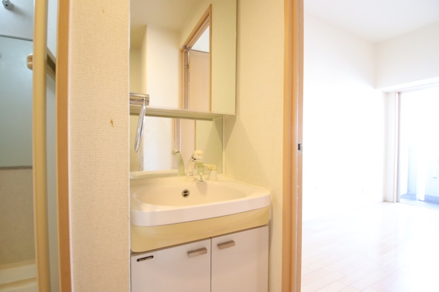 洗面設備　※別室の参考写真の為、現況優先です。