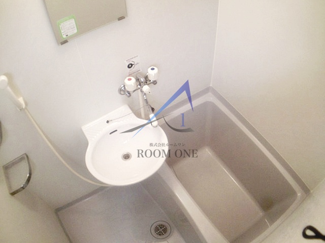 バス・シャワールーム　お風呂です。