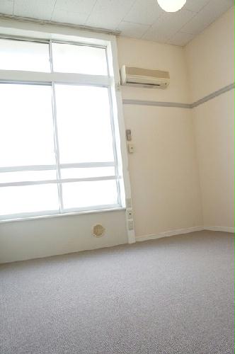 居室・リビング　設備・仕様は号室により異なる為、現況を優先致します。