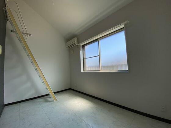 居室・リビング　同間取り別室