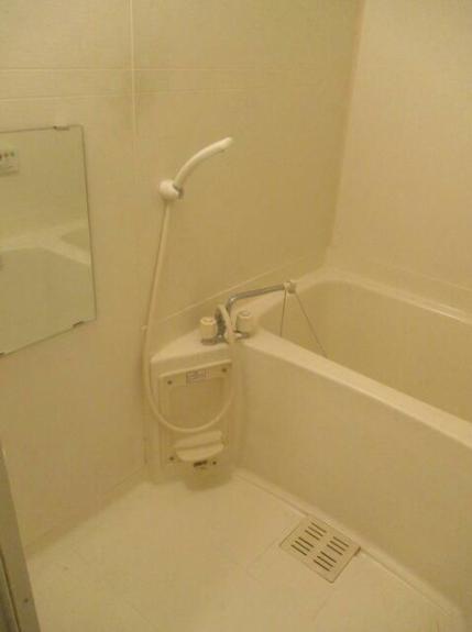 バス・シャワールーム　日々の疲れを癒すお風呂付です