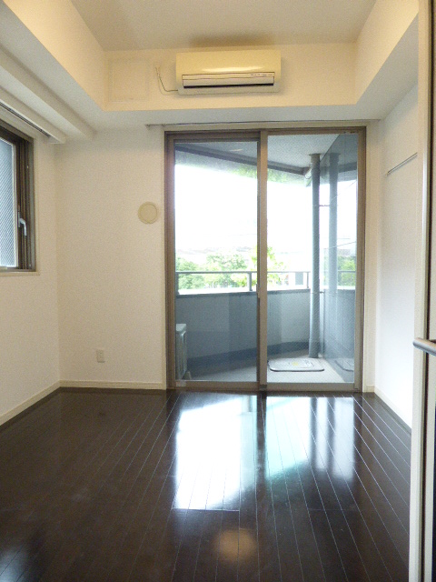 居室・リビング　居室※別部屋参考写真