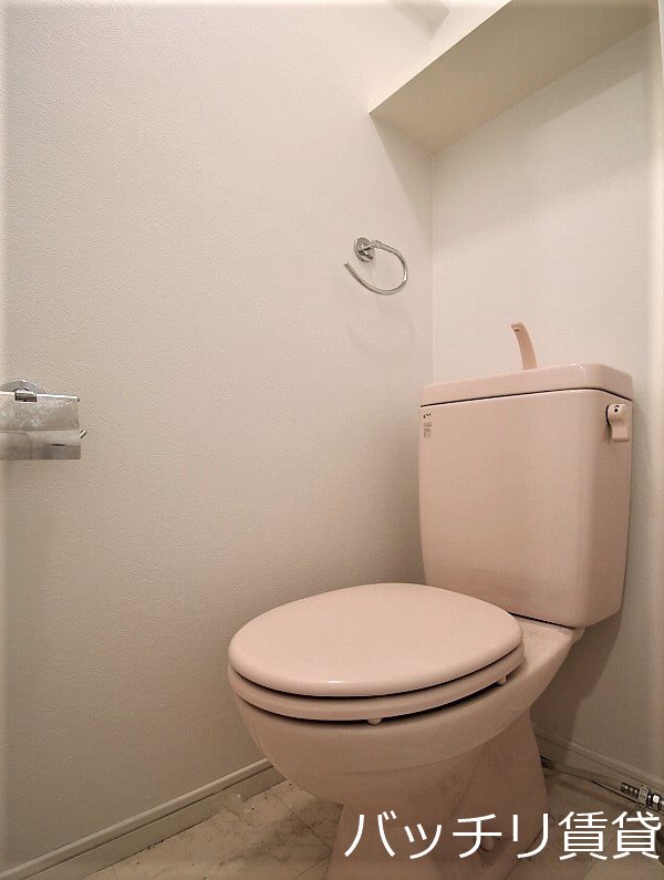 トイレ　※同型タイプの為現状優先