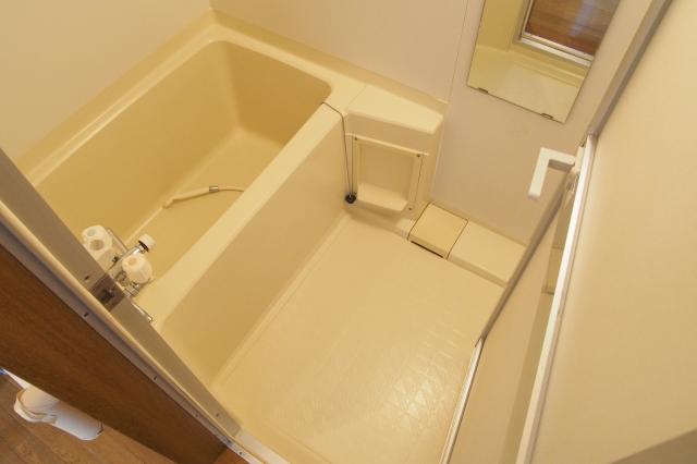 バス・シャワールーム　浴室