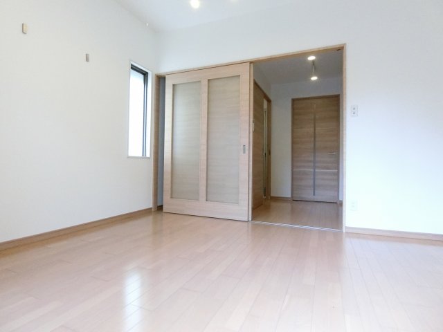 居室・リビング　詳細は、RISUMO江坂本店→06 6155-7137まで♪