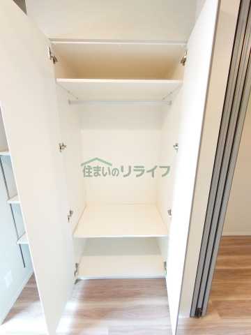 収納　ルフォンプログレ元浅草マークス