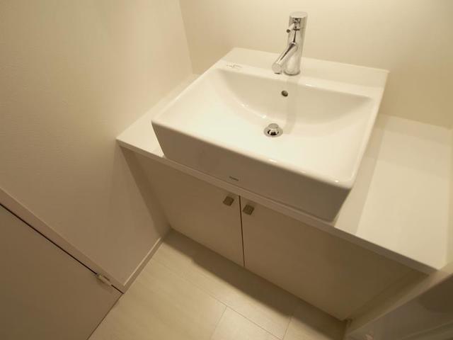 洗面設備　※写真は同タイプ住戸です。
