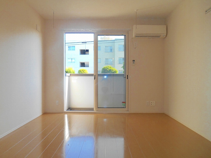 その他　同物件反転写真です