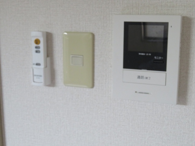 セキュリティ　モニターフォン付き！