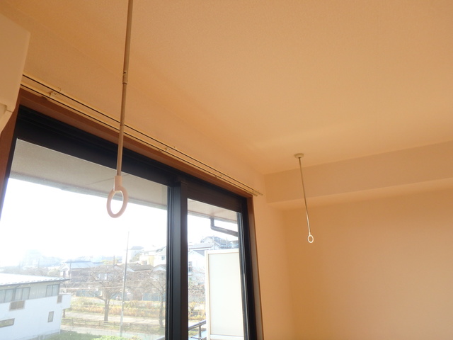 その他設備　室内物干し