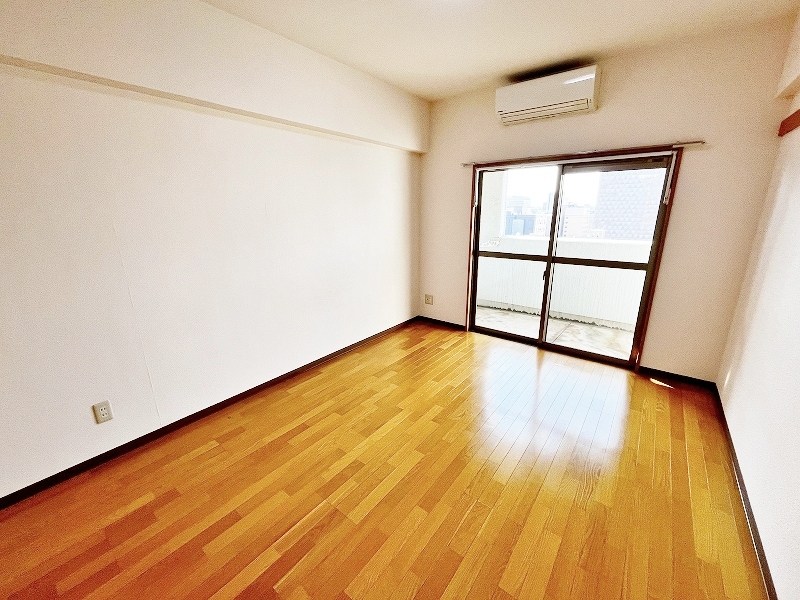 居室・リビング　★洋室7.5帖★