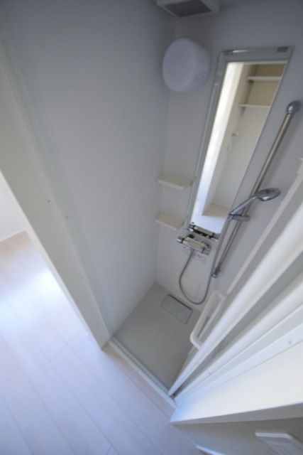 バス・シャワールーム　☆お問い合わせはお早めに☆