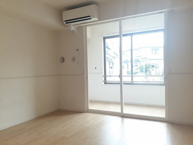 居室・リビング　使いやすいリビングです