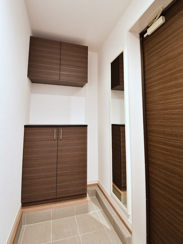 玄関　お問い合わせは【048-776-5175】レーベンハウス上尾