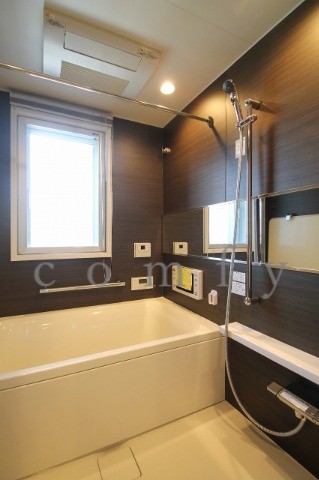 バス・シャワールーム　追い炊き機能浴室乾燥機付きバス