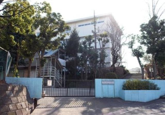 中学校　川崎市立菅生中学校（中学校）まで589m