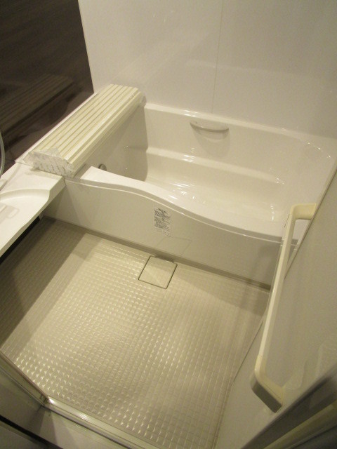 バス・シャワールーム　★追焚・暖房乾燥機付きバス★