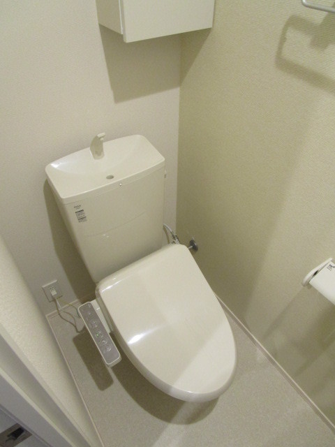 トイレ　★温水洗浄便座★