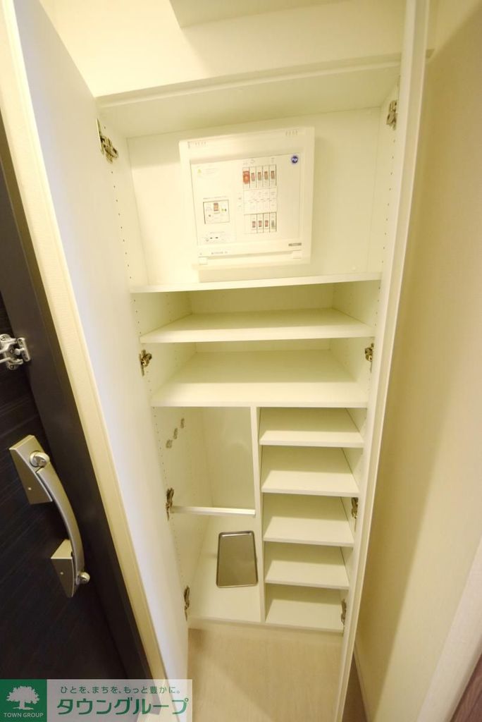 玄関　シューズボックス