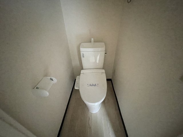 トイレ　シンプルで使いやすいトイレです