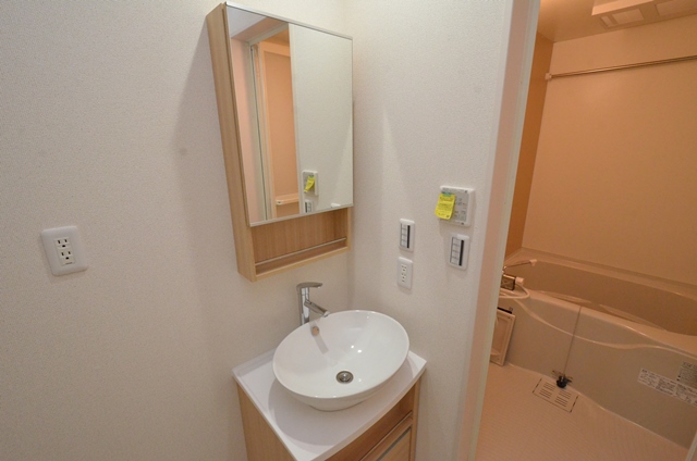 洗面設備　独立洗面化粧台付き☆