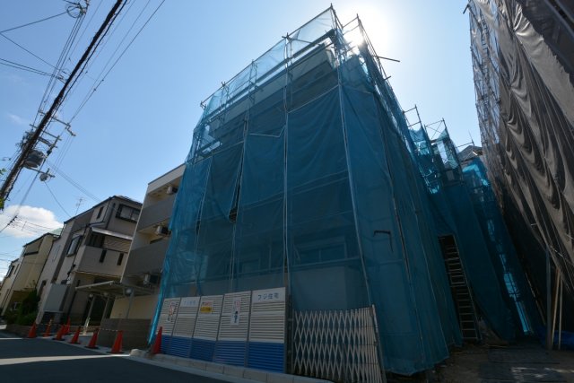 建物外観　オートロック付きで安心です