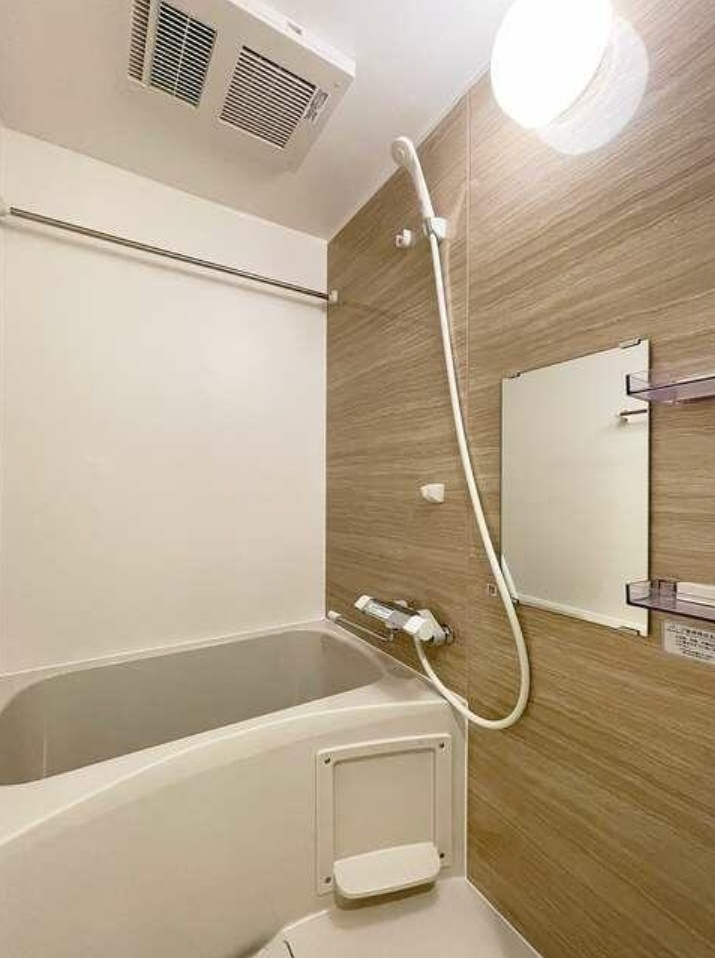 バス・シャワールーム　風呂