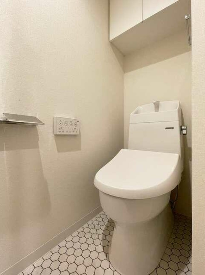 トイレ　トイレ