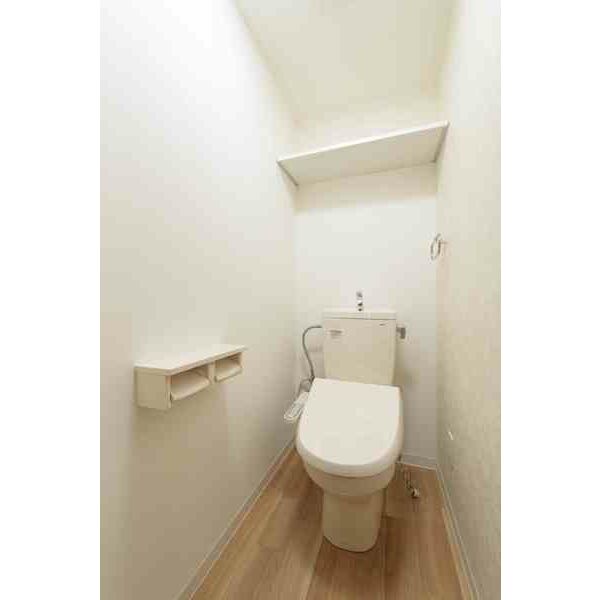 トイレ　ウォシュレット設置済みです！